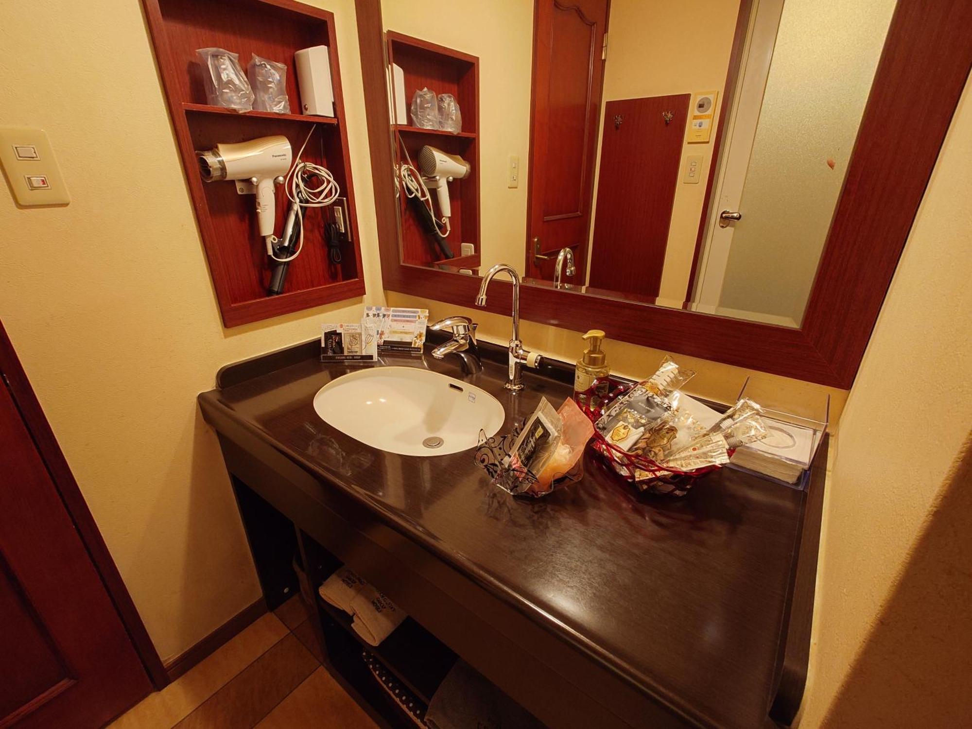 Love hotel カーシュ Cache 男塾ホテルグループ (adults Only)