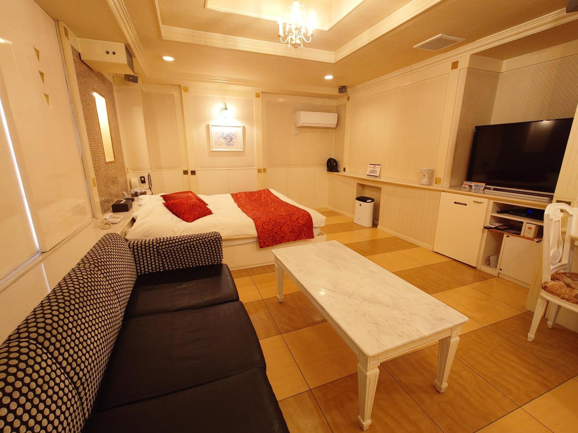 Love hotel カーシュ Cache 男塾ホテルグループ (adults Only) 2*